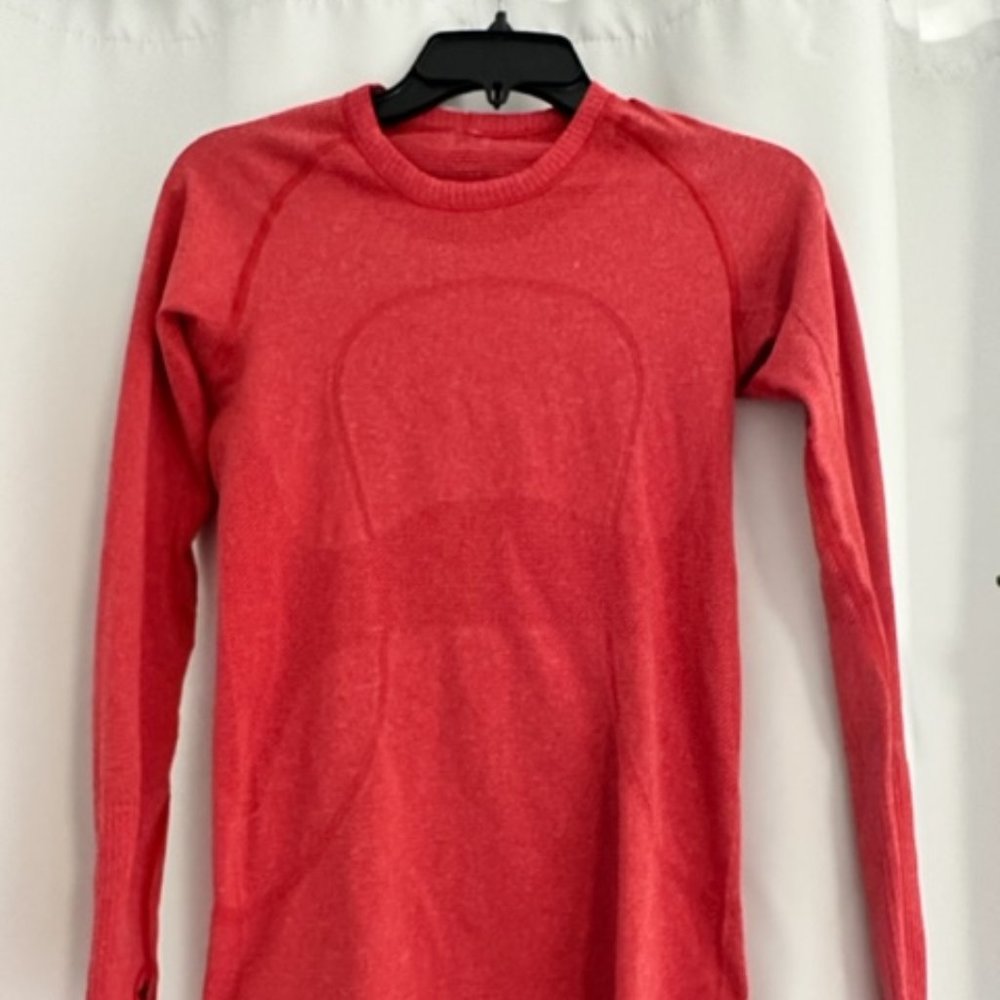 Long-sleeve Lululemon Athletic Shirt